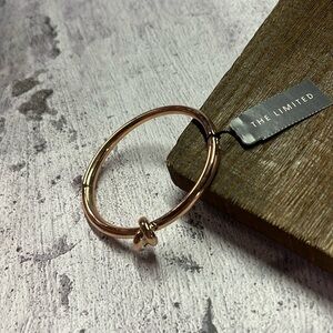🛍 6 for $35 • NWT The Limited Rose Gold Knot Bangle Bracelet